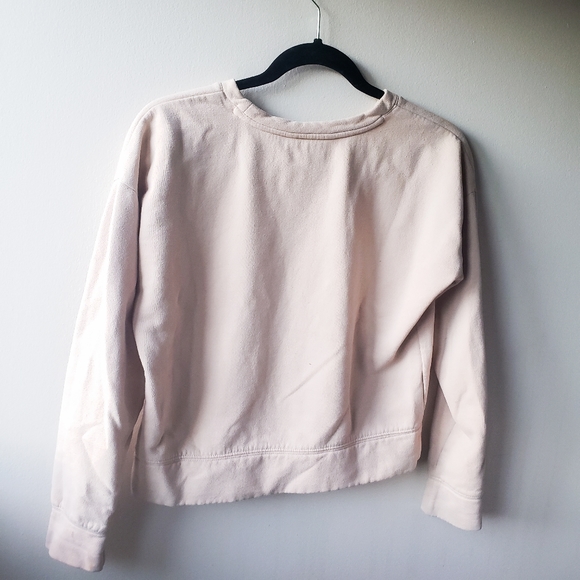 🚫 SOLD: Calvin Klein Crewneck - Picture 5 of 5